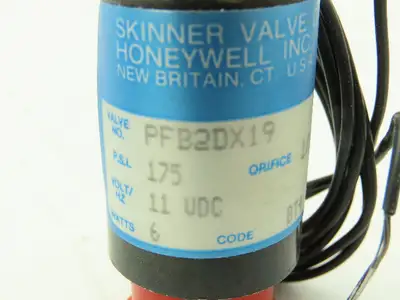 Honeywell Skinner PFB2DX19 Solenoid Valve PFB Type 11VDC 175 PSI