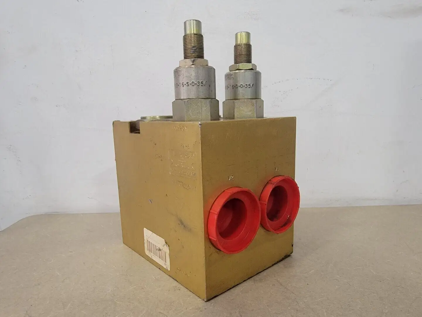 USED VICKERS MCY2-20-S-20T-35