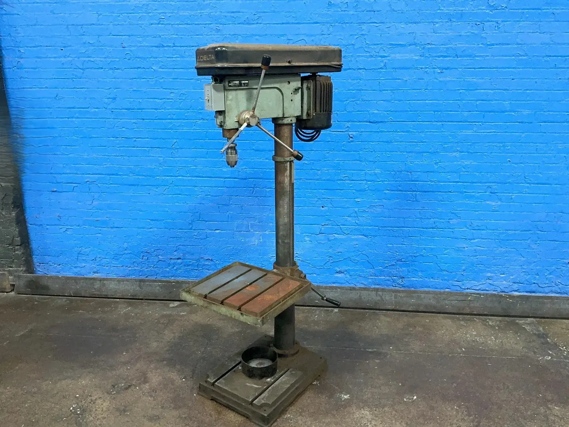Used DELTA R 9250 Heavy Duty & Sensitive Single Spindle Drills Ohio US | HGR 24 #1437841