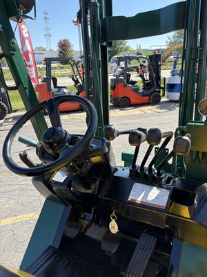 USED 2006 TOYOTA 7FGCU25