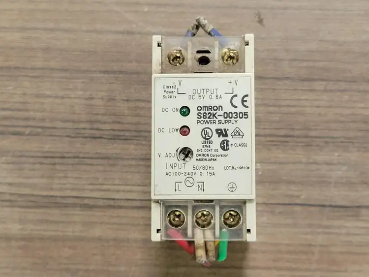 Used OMRON S82K-00305 Misc Electrical & Power Parts British Columbia CA | Lenmark #246569