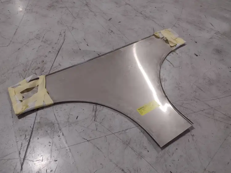 Used COOPER B-LINE ALUMINUM CABLE TRAY HORIZONTAL TEE COVER Cable & Wire | Maverick Industrial Sales #1107099