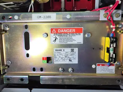 USED 2002 SQUARE D EG44D