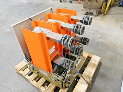 Used GE VB 13.8-1000-3 Circuit Breakers Ohio US | Equipment Recovery Corp. #1330906