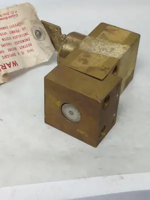 Used _UNKNOWN_ 45A59259 Circuit Breaker Parts Ohio US | Surplus Asset Holdings #1246857