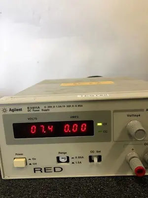 AGILENT E3611A DC POWER SUPPLY