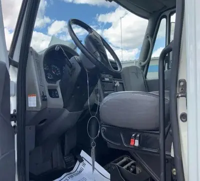 Used 2008 INTERNATIONAL 7500 Bucket (boom) trucks Washington US | Puget Sound Truck Sales #1541009