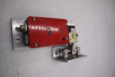 FORTRESS INTERLOCKS 17326041  PROLOK SOLENOID CONTROLLED BODY #K-2653