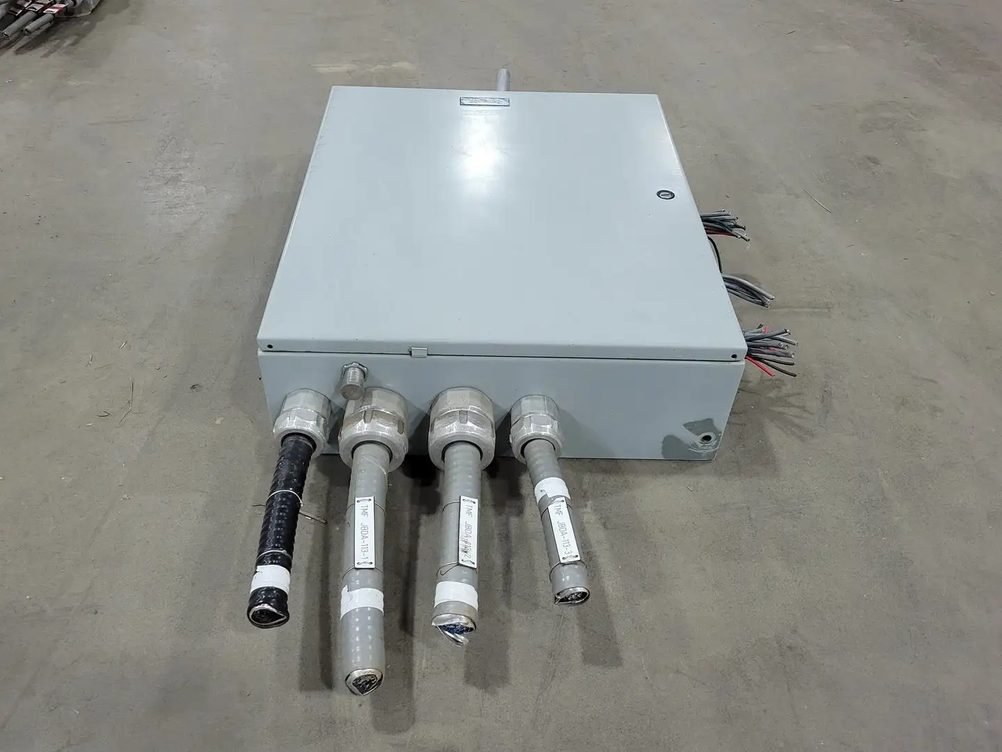 USED HOFFMAN CSD24206