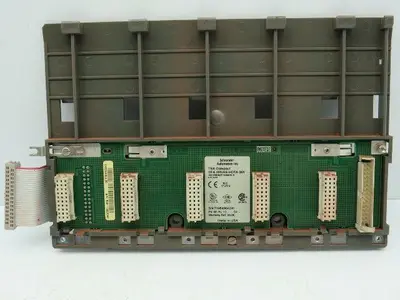 Schneider Automation DTA 201/AS-HDTA-201 5 Slot Secondary Subrack Lot of 4