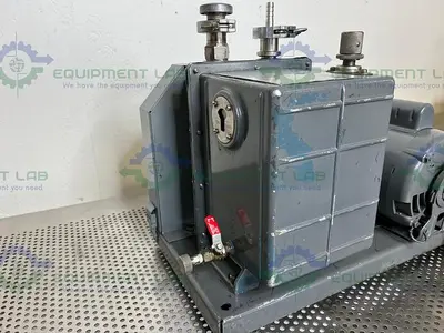 USED WELCH 1402 DUOSEAL BELT-DRIVEN ROTARY VANE VACUUM PUMP 115/230V