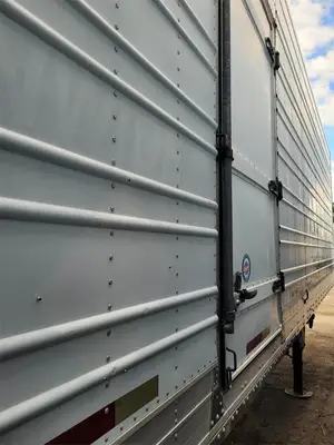USED 2002 UTILITY 48FT