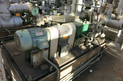 3 x 1.5 Union TD-30 Triplex Pump, 13.6 GPM, 10 HP