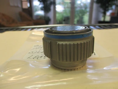 NEW Amphenol JD38999/26KH35SN