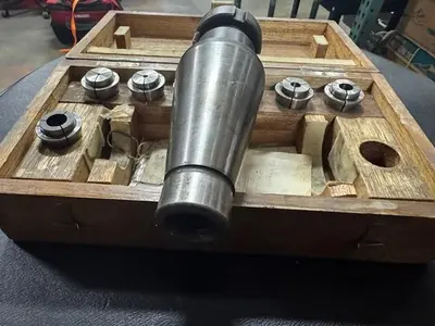 USED SPRING COLLET CAT 50 CHUCK WITH COLLETS