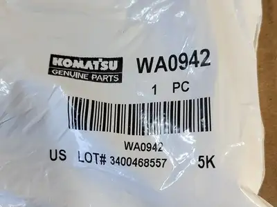 NEW KOMATSU WA0942