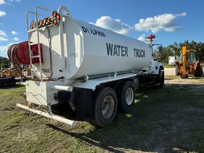 Used 2016 INTERNATIONAL WORKSTAR 7400 Water Trucks Florida US | Intrac Machinery #1568775