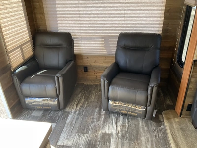 Used 2007 MAKO 29 FRBW Campers, Caravans, Motorhomes Michigan US | Miedema Asset Management Group #1437549