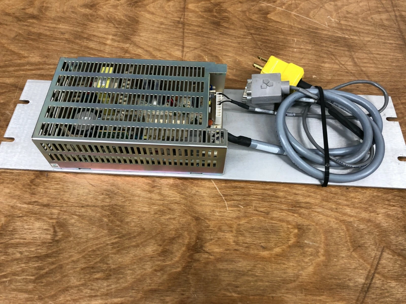 Used Universal Instruments Corporation 49401401 Miscellaneous PCB & SMT Equipment Michigan US | 4Tech USA #1540358