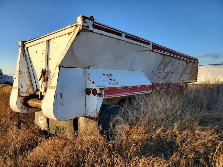 Used UNKNOWN 30' Dump Trailers Idaho US | Berry Machinery #911074