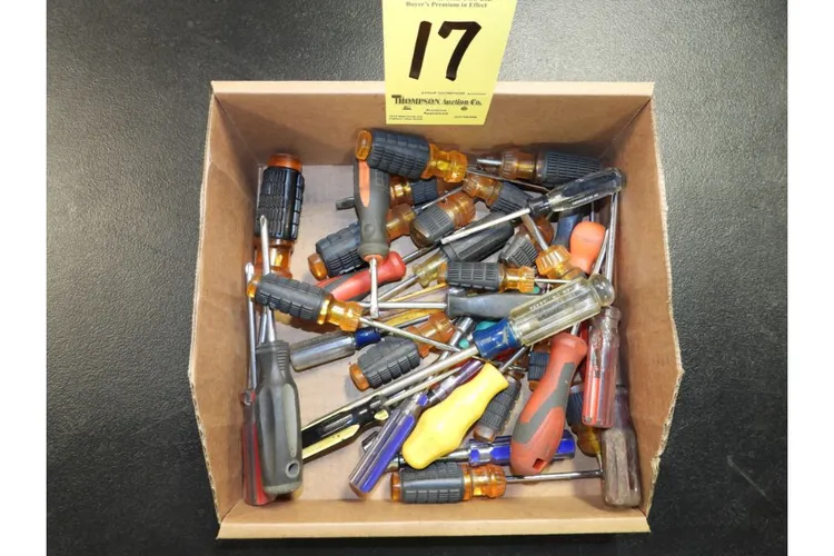Used _UNKNOWN_ _UNKNOWN_ Screw Drivers Ohio US | Thompson Auctioneers #1515857