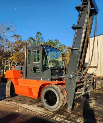Used 2011 DOOSAN D110S Internal Combustion Forklifts: Pneumatic Tire Pennsylvania US | National Lift Equipment #1382520