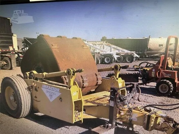 Used 2014 IMPACT ROLLER TECH 2000H Scrapers Iowa US | Bryan Heavy Equipment #222086