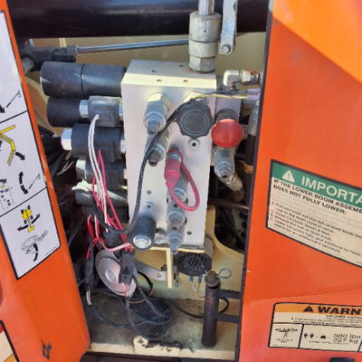 USED 2012 JLG E400AJPN