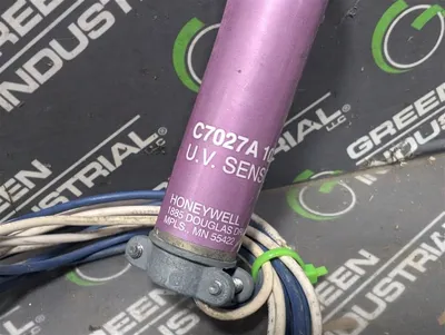 Honeywell C7027A 1023 2 Ultraviolet Flame Sensor 32006070-001 Rev. B Used