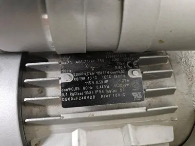 Harvest Right Freeze Dryer with Pump