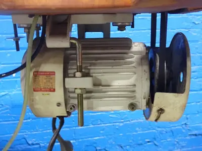 Groz-beckert Sewing Machine