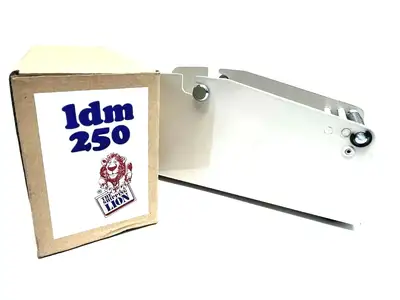 LDM250 | Shipping Lion LDM-250 Wall Mount Label Dispenser White 2-1/2" - New