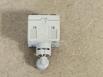 USED SMC ZSE30AF-C6L-P