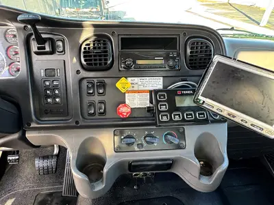 Used 2015 TEREX HR46M Bucket (boom) trucks Florida US | Truck and Van Outlet #1509249