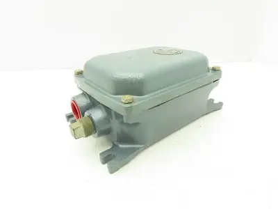 Allen Bradley 849-ZCD33 Hazardous Location Enclosure 6x8x4" Enclosure only