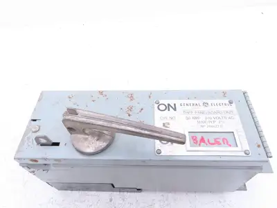 General Electric THFP321X 3-Pole Fusible Disconnect Switch Panel Mount 30A 240V