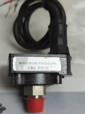 Used OMEGA PX181-200G5V Pressure Transmitters Ohio US | Surplus Asset Holdings #1246211