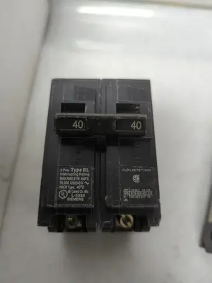 Used SIEMENS B240 Miscellaneous Equipment (Electrical & Power) | Surplus Asset Holdings #1200967
