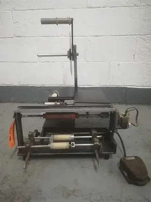 Autolabe model  280 Semiautomatic  wraparound Labeler