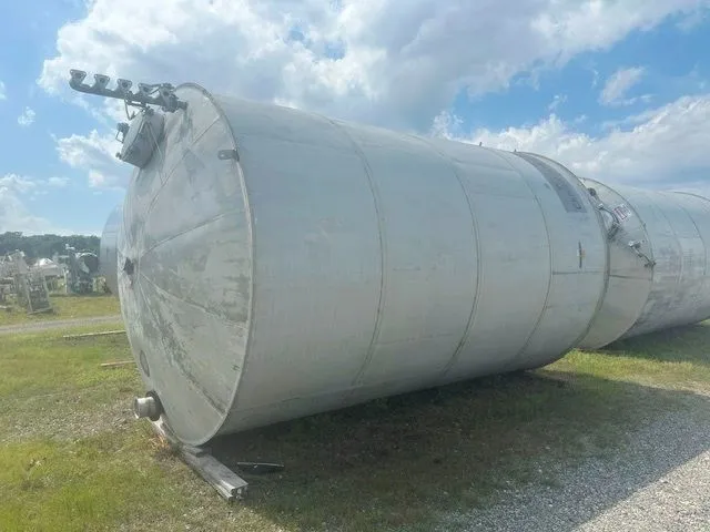 Used _UNKNOWN_ 10,000 Gallon Stainless Steel Tanks New Jersey US | Perry Equipment #123199