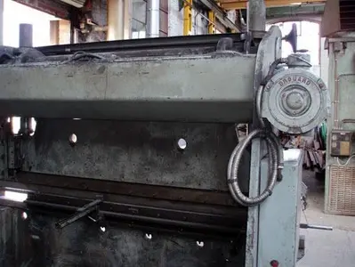 USED DROUARD 60 TON X 2600 MM