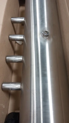 32" x 8" MANIFOLD- 4 PORTS - END OUTLETS WIHT 4 MECAIR ME 814 NPT STAINLESS STEE