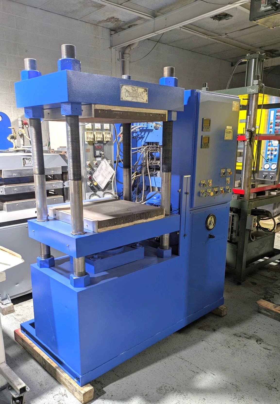 USED 1994 WABASH WABASH V150H-24-X PRESS