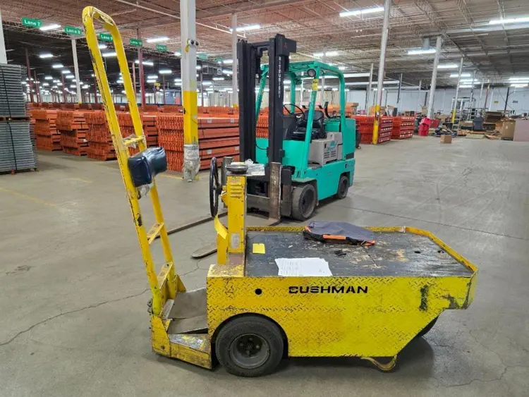 Used CUSHMAN 898361 Maintenance Carts Ohio US | Yoder Brothers machinery #397499