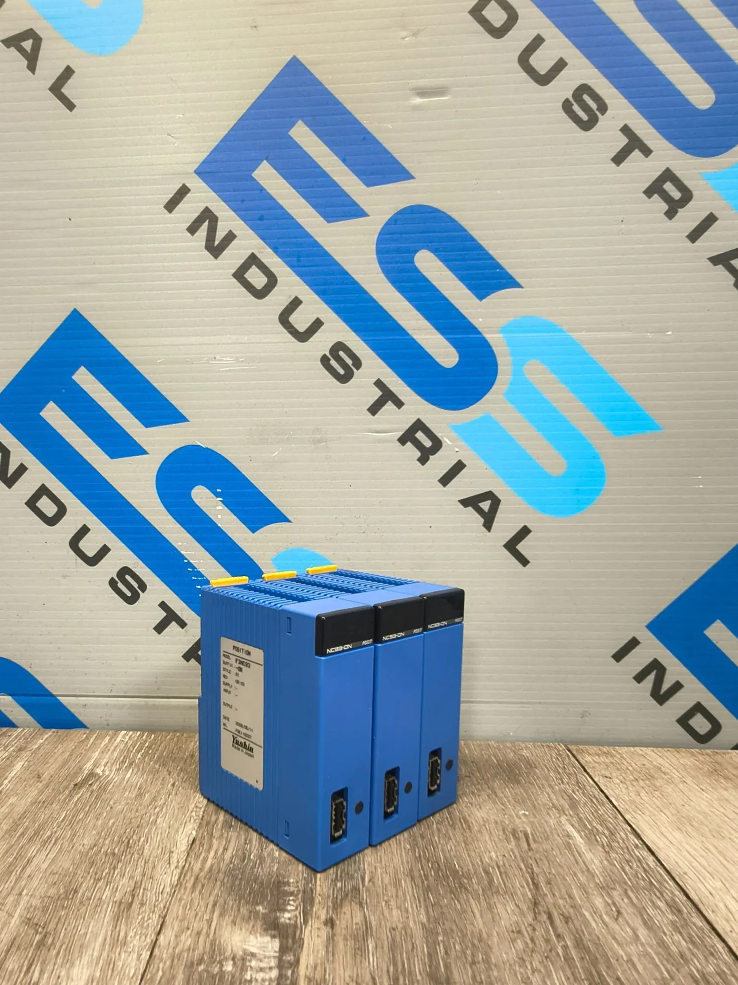 USED YUSHIN F3NC93-ON