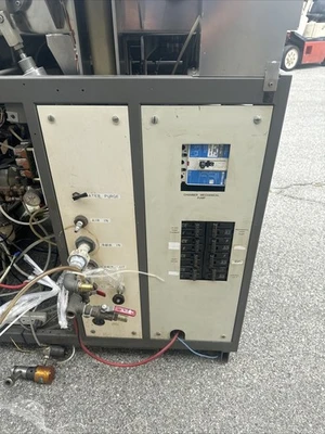 Used Perkin-Elmer 4410 Vacuum Coating California US | Davliegogo LLC #1706841