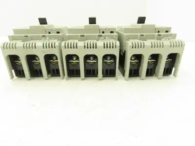 Fuji BW50RAGU3P030 3-Pole Auto Circuit Breaker 30A 500V 3Ph Molded Case Lot of 3