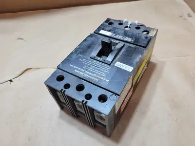 Used SQUARE D KAL36225 Switchgears British Columbia CA | Lenmark #1438210