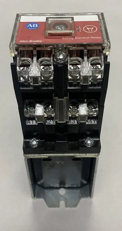 Used ALLEN-BRADLEY 700S-DCP620Z24 Miscellaneous Equipment (Electrical & Power) Ohio US | Surplus Asset Holdings #1238976
