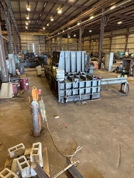 USED IPS      HORIZONTAL BALER TR1388LID